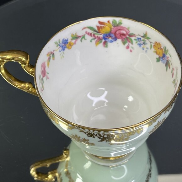 Vtg. Paragon Tea Cup & Saucer Fine Bone China Scalloped Edge Floral Pattern UK - Picture 8 of 13